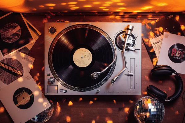 popular simple dance songs loved