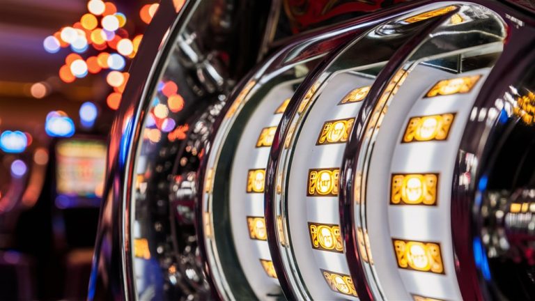 probability theory behind gambling